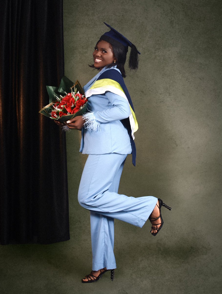 AlebiosuAle3's tweet photo. LL.B finally bagged🥳🎉🎊

I commenced my journey at the University of Ibadan as a freshman on February 22, 2017, pursuing the course of my passion.

As of today, November 14, 2023, I am transforming aspirations into accomplishments; I am officially a law graduate! 👩‍🎓 https://t.co/HTs2MRfbDR