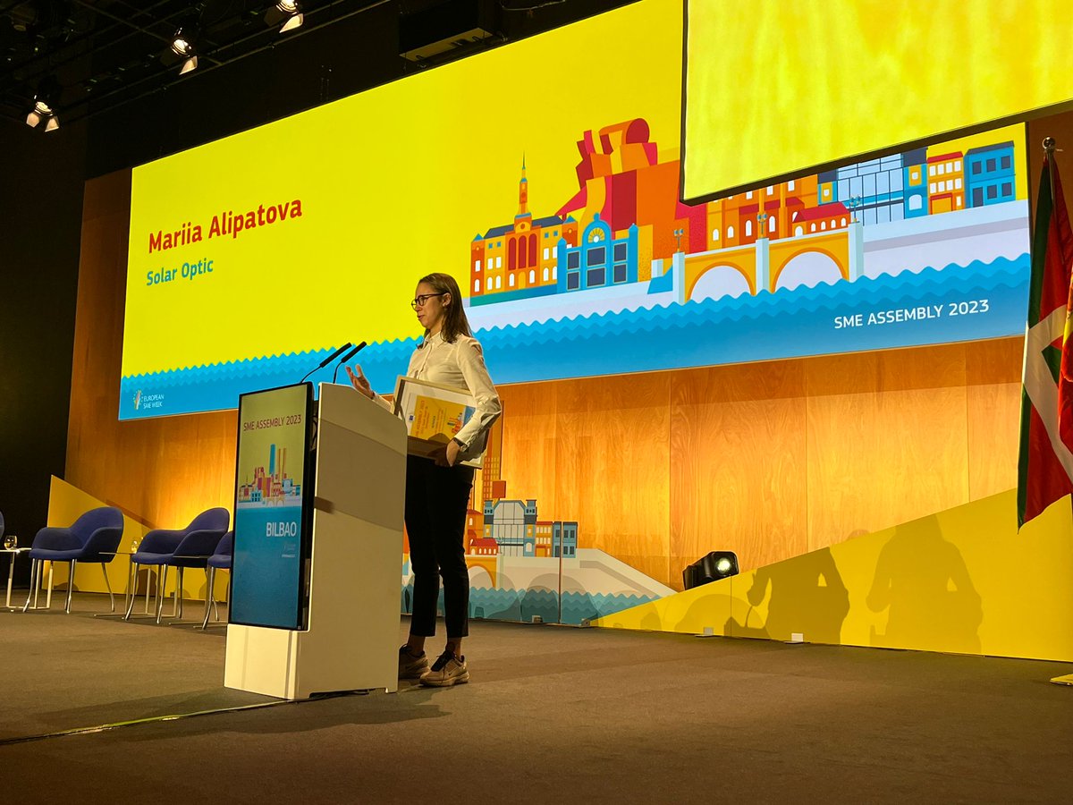 Yolanda Alcalá just announced our #YSC2023 winner!

⭐ Congratulations Mariia Alipatova from Ukraine 🇺🇦

We thank all our finalists for joining us at #SMEAssembly2023!