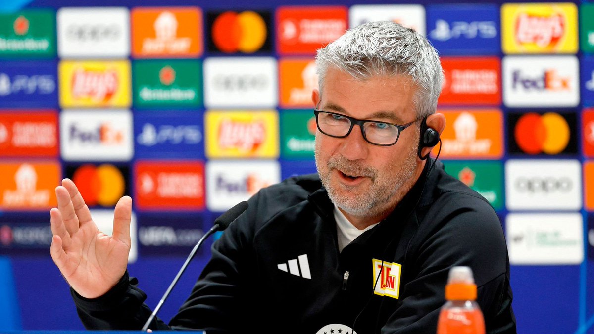 martinfcu tweet media