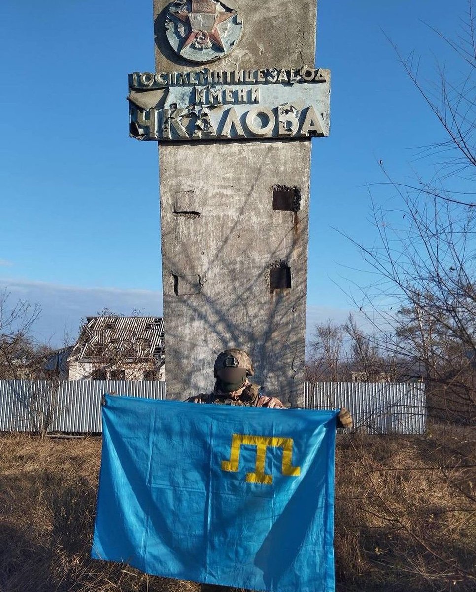 I promised to share Crimean Tatars' fundraisers. This one is to buy a car for 59th Motorized Brigade. Please donate a few dollars and share

send.monobank.ua/jar/7ioQn8UJhn…