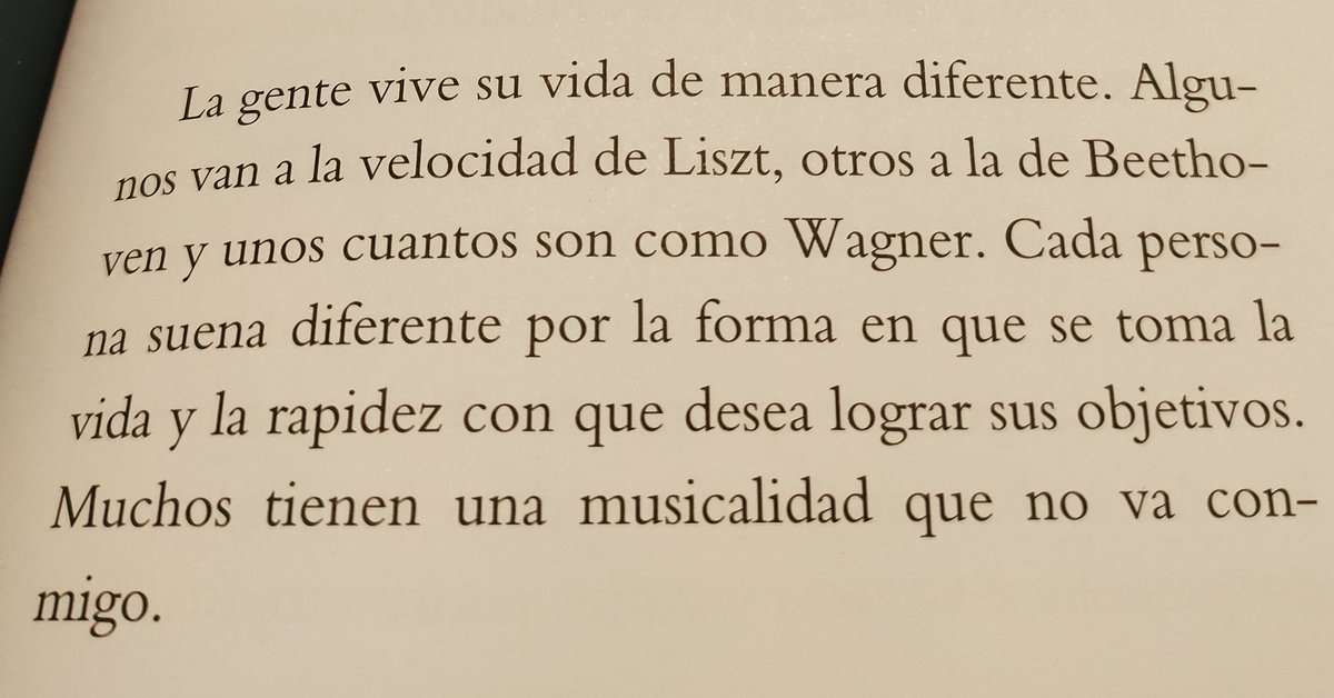 Cuando crees tener palabras que te identifiquen, que podrías haber dicho tu...va y llega <a href="/espinosa_albert/">albert espinosa</a> con esta magia! Y...soy!!