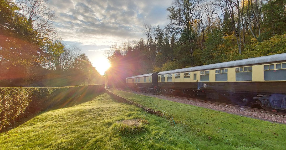 CoalportStation's tweet photo. ๐๐Welcome to Wild Wednesday! ๐๐๐
โAutumn mornings: sunshineโs and crisp air, birds & calmness, yearโs end & dayโs beginningsโ.
A beautiful quote by Terri Guillemets. ๐๏ธ๐ฆ๐๐๐๐
#CoalportStation #severngorge #ironbridgegorge #shropshire #explorenaturesbeauty #autumn2023 https://t.co/8h8CT5qA0K