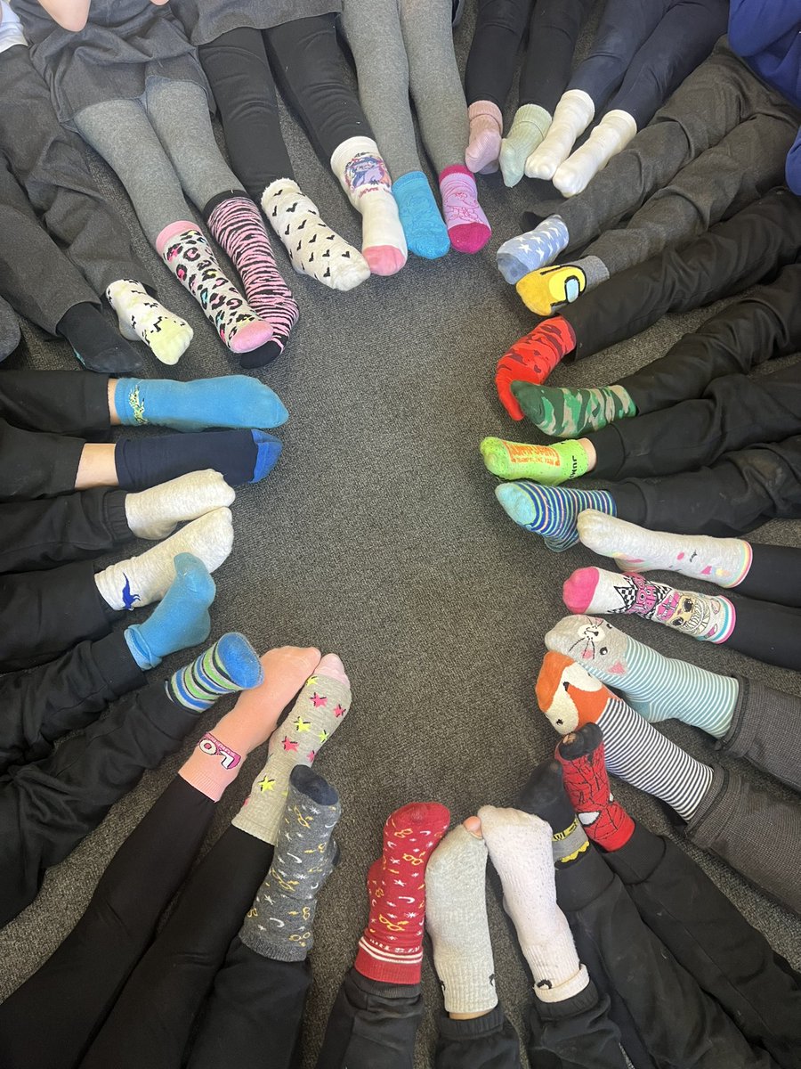MrsKehoeHead's tweet photo. IA 2.1 Well-being 

This week, our pupils helped raise awareness of Anti-bullying week by wearing their odd socks to school 🧦💙  Mr Jones ended the day by leading a thought provoking assembly around kindness and friendship. #AntiBullyingWeek #BeKindAlways @LlangynwydS https://t.co/Elv677EwcB