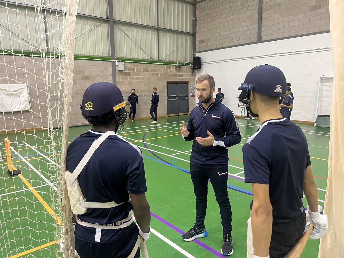 MHCricket2022's tweet photo. Specialist 121 sessions can be booked with ex England opener and current Middlesex CCC Pro @mark23stone. No surprise, Mark has great knowledge of the game and can help anyone progress and develop their game. Booking link https://t.co/fn9rzNquYB https://t.co/dfSSTY7YnX
