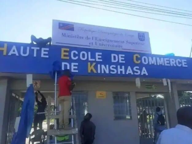 NaomieWawi29737's tweet image. #L_ISC (Institut supérieur de commerce) #devient _HECK (Haute École de Commerce de Kinshasa)

L’Institut supérieur de commerce de Kinshasa (ISC), a par ses dirigeants changé d&apos;appellation pour devenir, la Haute École de Commerce de Kinshasa.