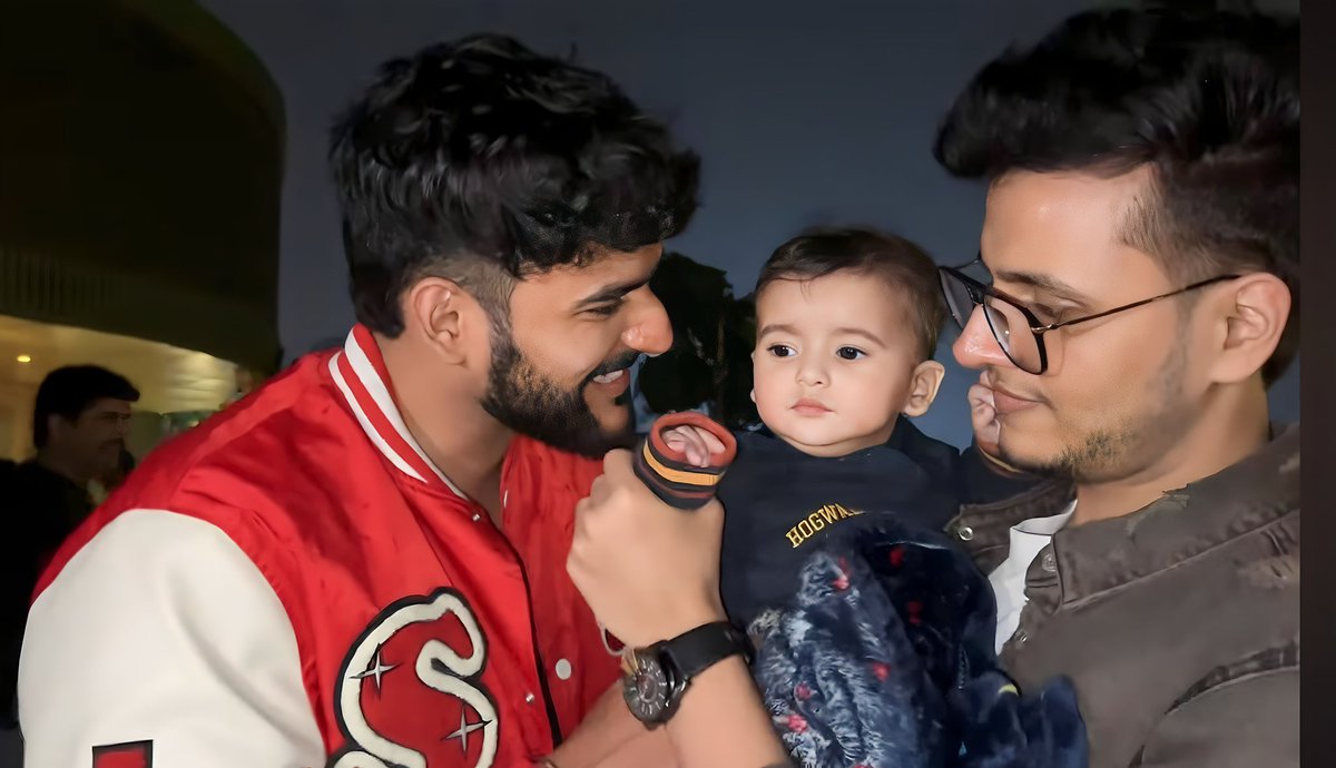 Triggered_prabh's tweet photo. Three kiddos🥹❤️🧿
Just looking like a wow 😍🤍 https://t.co/Fbhqn97lIs