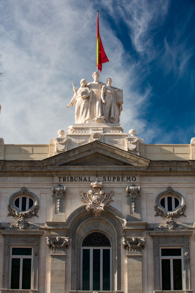 PoderJudicialEs's tweet photo. ⚖️ El Tribunal Supremo desestima la medida cautelar de suspender el Pleno de investidura solicitada por VOX

📄 Nota informativa y resolución: https://t.co/75SytgxtMb https://t.co/ko34icvWe5