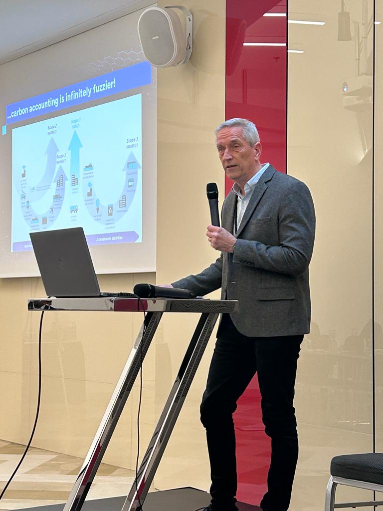 DAY 3 #IntelliConEURO2023: 🗝️ Intelligence And Sustainability Keynote Session featuring Chief Technologist @Lin Nease 

We'll discuss the #intelligence challenge to #strategizing work and minimizing the degree of error as #data moves across many touchpoints in a complex system.