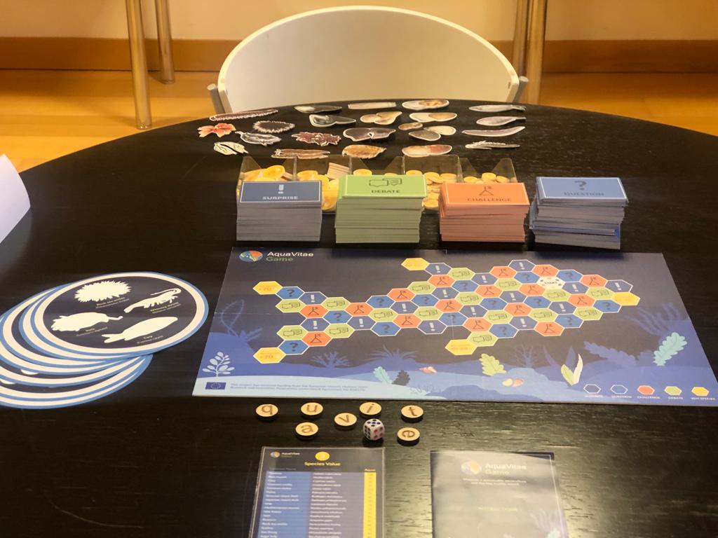 Looking for a fun and exciting way to explore the maritime European heritage? Today we celebrate #EMDInMyCountry by playing with low trophic species and the AquaVitae Game at @CETMAR. Ready, steady, roll the dice!
#EMD2023 #BeGreenGoBlue