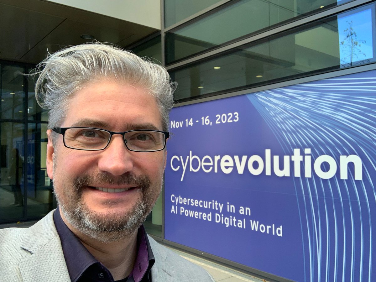 Happy and proud to be presenter <a href="/kuppingercole/">KuppingerCole Analysts</a> #cyberevolutuon in #Frankfurt talking about #OT in #facilitymanagement and #buildingautomation