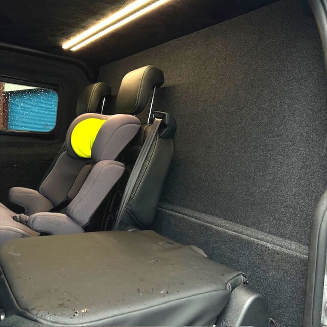 vehicleaccltd's tweet image. A Ford Custom arrived for a comprehensive interior upgrade, including:
@Legend_fleet Automat Bar Flooring
Ply Bulkhead
Bespoke Ply Racking
Anthracite Carpet

Contact us now for a FREE quote:
📞 0117 379 0279
📧 sales@vehicle-accessories.net
#vanlining #plywood #legendfleet