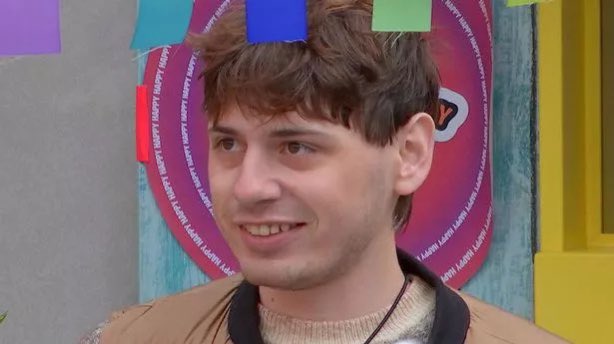 Does anyone else think Jordon could be the love child of Mark Francis and Simon Bird. Both looks and personality. #BBUK  #markfrancis #simonbird