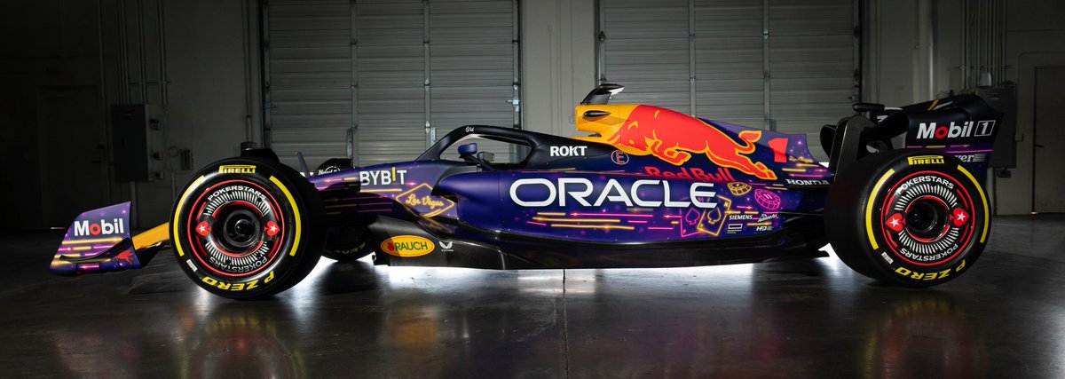 AlbertFabrega's tweet photo. La decoración del Red Bull para Las Vegas

Red Bull livery for #LasVegasGP https://t.co/SsIdR3QjZW
