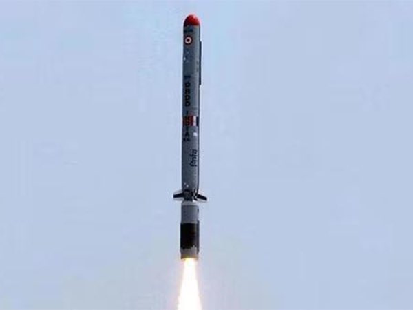 WorldBufferZone's tweet photo. 🚨All 3 Indian defence forces plans to induct long range Nirbhay class missiles with a target range of 1000Km. https://t.co/pgcUMxTXWC