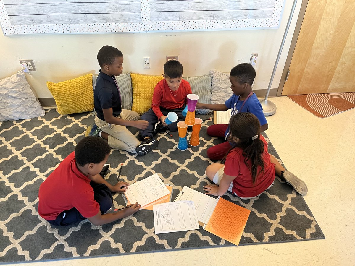 Lauren Barton tweet media