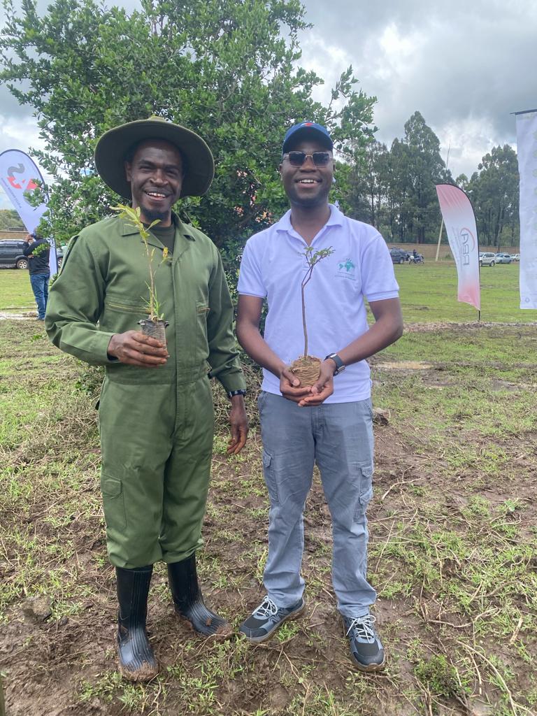 The rains are here!! 
The journey to 15billion tree coverage and Sr. <a href="/NelsonHavi/">Nelson Havi Ndung’u</a> was not left behind! We all gathered at Ngong Forest, Bomas of Kenya Site!!

#treegrowing 
#treeplanting 
#Youth4Climate