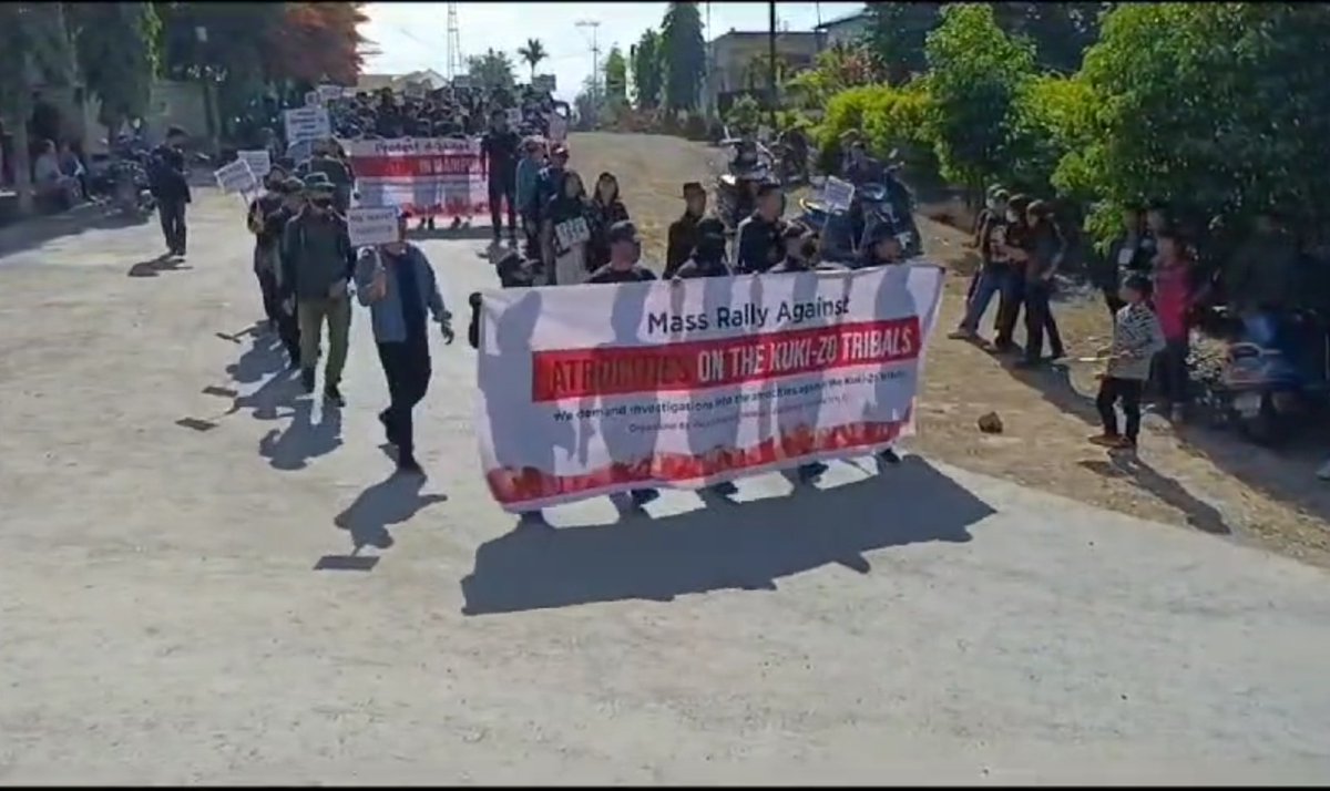 Kuki civil society groups said if the centre doesn't respond to their demand for "separate administration" within a couple of weeks, they will start "self-rule", whether the centre recognises it or not. Developing story. Reports <a href="/RatnadipC/">Ratnadip Choudhury</a> #Manipur