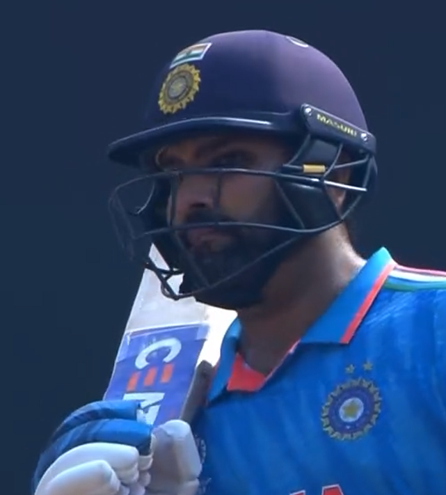 being_human_45's tweet image. #DigitalViewership

Fastest 1Cr - 0.2 Balls
Fastest 2Cr - 1.1 Balls
Fastest 3Cr - 2.2 Balls

#Hitman #RohitSharma in His Mood
