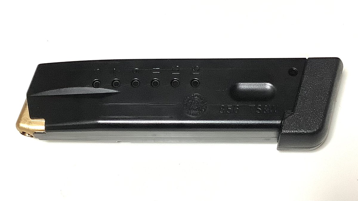 MetalicAir's tweet photo. #東京マルイ エアコキ S&amp;W #PC356

よく当たるエアコキハンドガンの定番の一つ。
弾は出ないがトリガーとハンマーが連動するDAギミックもある。
特徴的なデフォのツートンもいいが、全黒塗装してデザイン的魅力を再発見👍
片方マガジンの上部を金塗装、コッキング時のチラ見せで気分が上がるw🥳 https://t.co/XxQoZt8wI6