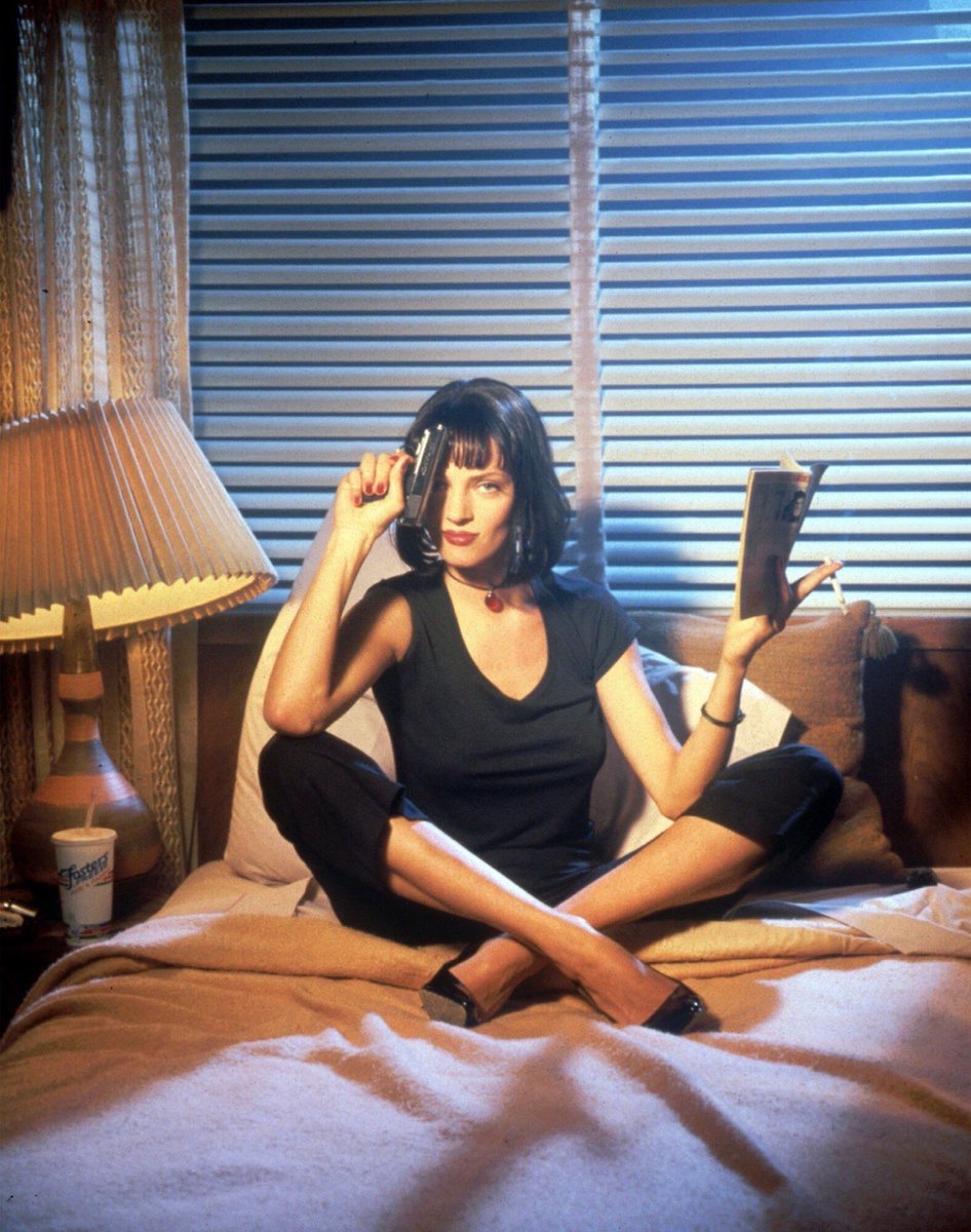 FilmOracle_'s tweet photo. Uma Thurman posing for the Pulp Fiction poster, 1994. https://t.co/CpNNDIwCEu