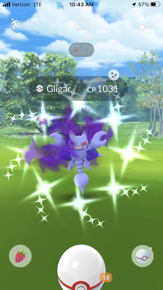 AaronCollectPDX's tweet photo. Back on Pogo after being inactive for a while, safe to say they blessing the kid #PokemonGO #Autumn https://t.co/N5hNZPGW2o