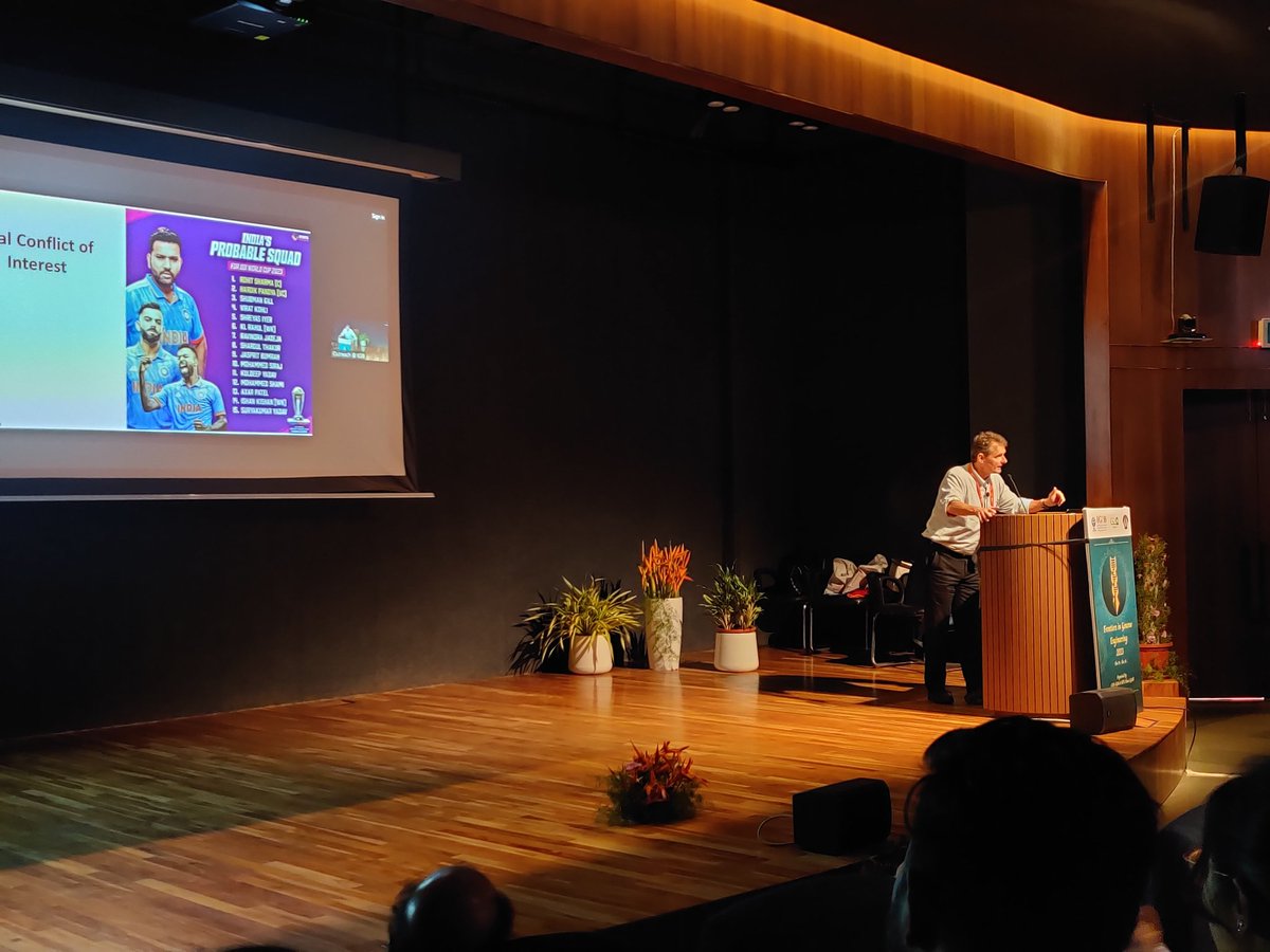 FGE2023's tweet photo. Dr. Matthew Porteus surprised Indian cricket fans and subsequently proceeded with an amazing talk on "Genome editing Hematopoetic stem cells by Homogy Directed Repair for the Hemoglobinopathies".
@FGE2023 @IGIBSocial @bitsgoa
#FGE2023Goa #FGE23Goa https://t.co/Bj1wzi11Ue