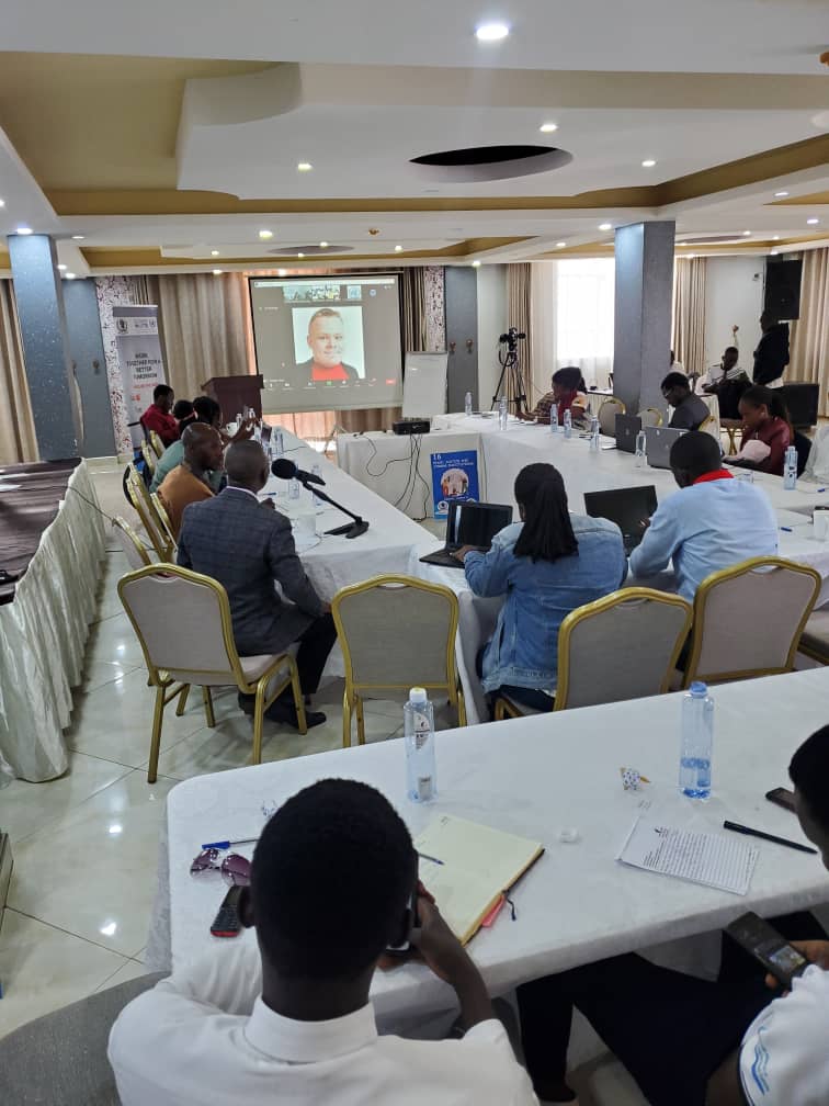 JoanitaAfoyo's tweet photo. Bridging the information gap especially in the informal sector is one of the ways of including the #PWDs and achieving access to communication.

#InclusionofPWDs
#AccelerationOfSDGs https://t.co/y0e2aEnV4P