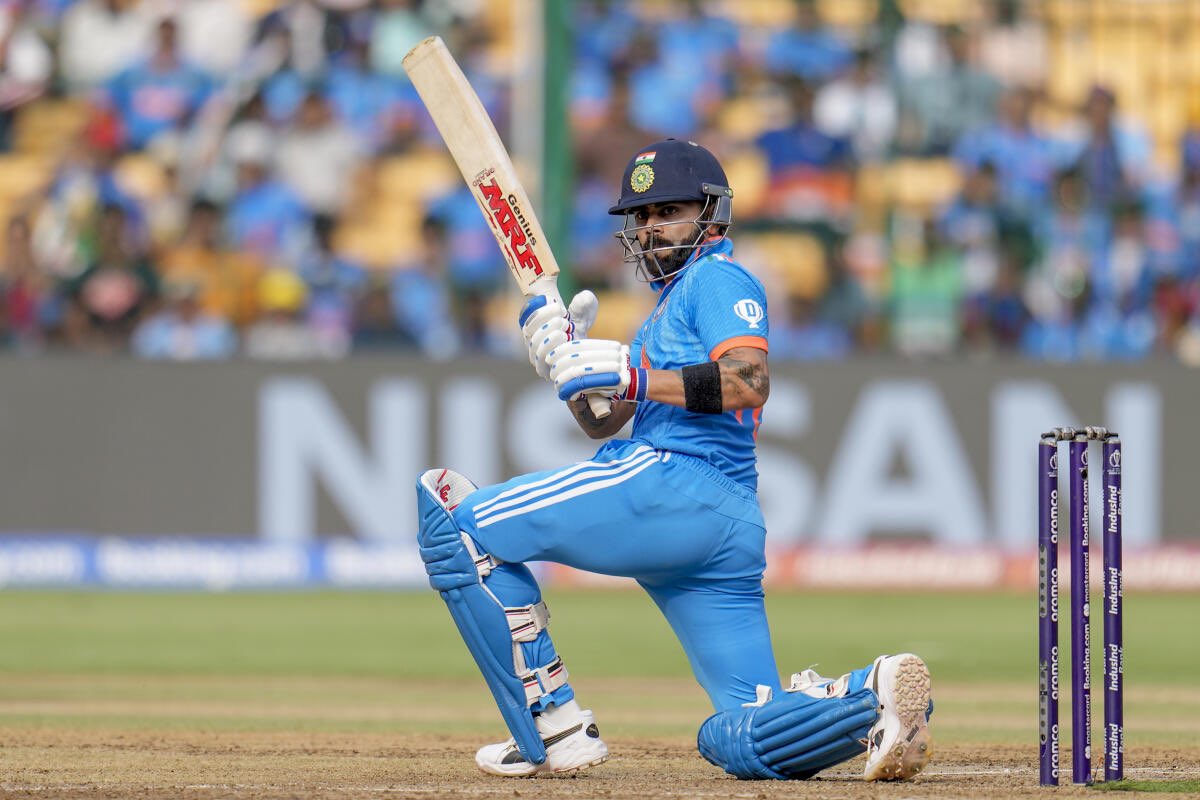 dp_karthik's tweet photo. If #ViratKohli scores a century 💯 today, I will give ₹300 to each of the 3 lucky winners who like &amp; repost this post.

#INDvsNZ
#CWC2023 https://t.co/F9PXNvhUak