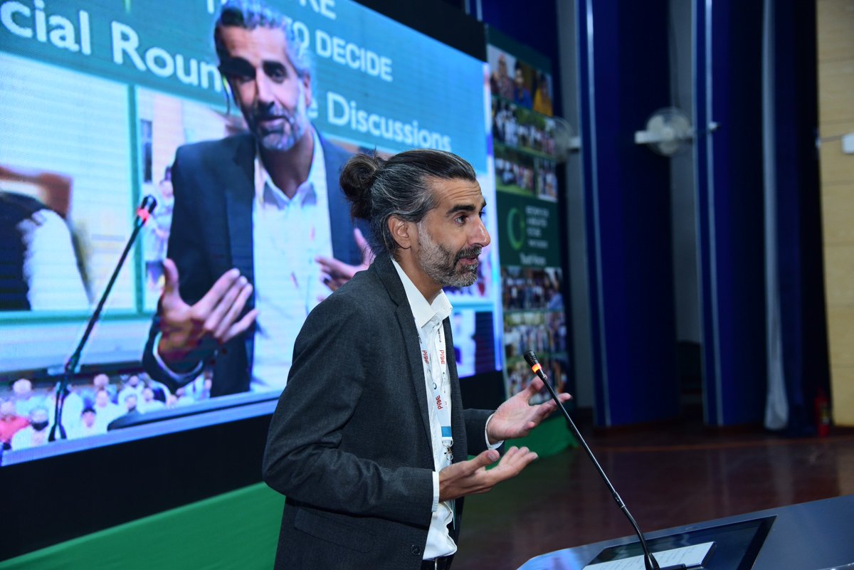 FaheemJehangir's tweet image. What a wonderful day at the @lahorecollege #Lahore
@WBPakistanCD & @PIDEpk at the policy engagement & outreach event of #ReformsForABrighterFuture
Amazed to see the level of intellect of our youth (females) about economic challenges & reforms!
@WorldBankSAsia @HaqueTobias