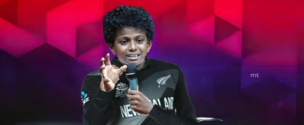 JamesStanly's tweet photo. சொன்னா நம்ப மாட்டிங்க.. எங்க டீம் ஜெர்சியே இன்னிக்கு கருங்காலில பண்ணதுதான்..🖤

 #INDvsNZ https://t.co/WKl0iFBax3