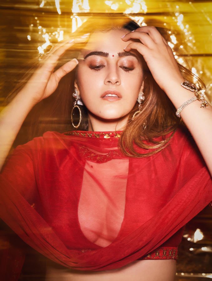 F-9xQfFWYAAbNQC?format=jpg&name=900x900