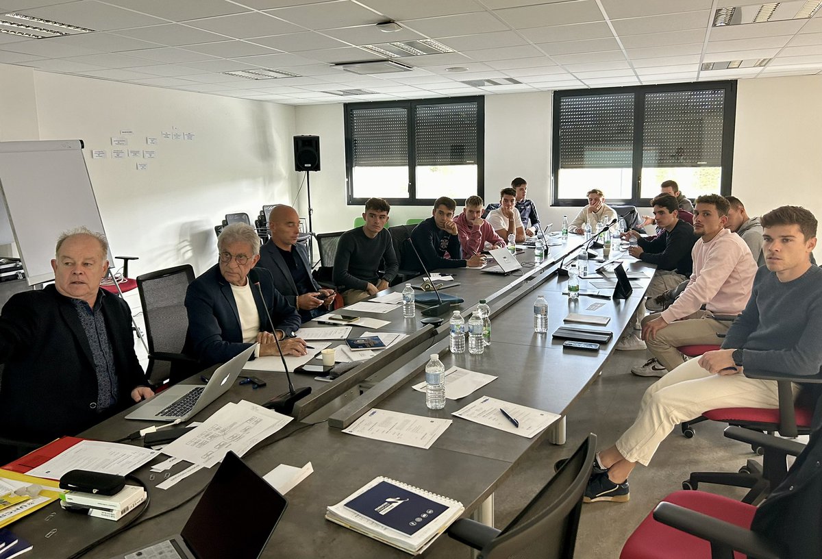 UNCP (@contactuncp) on Twitter photo Début de la formation Néo-Pro UNCP 2023 session 1 . <a href="/LNC_CYCLISME/">LNC - Ligue Nationale de Cyclisme</a> <a href="/FFCyclisme/">FFC</a> <a href="/UCI_cycling/">UCI</a> <a href="/cpacycling/">CPA Cycling</a> Début de la formation Néo-Pro UNCP 2023 session 1 . <a href="/LNC_CYCLISME/">LNC - Ligue Nationale de Cyclisme</a> <a href="/FFCyclisme/">FFC</a> <a href="/UCI_cycling/">UCI</a> <a href="/cpacycling/">CPA Cycling</a>