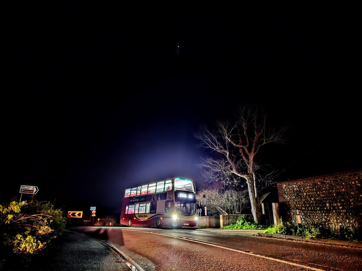 Can't beat a photogenic night on <a href="/BrightonHoveBus/">Brighton & Hove Buses</a> #BH12A #cuckmere