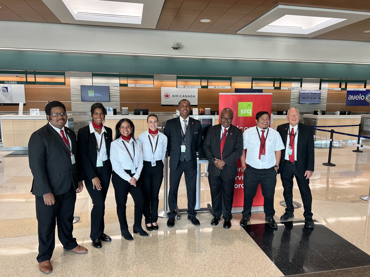 4 transitions, 3 days. 
2/4: Sarasota, FL (#SRQ)🌴

Our teams successfully began our first ground-handling operations for @AirCanada 
We are excited to see our partnership grow!✈️

Stay tuned; number three coming soon 👀

#WeAreUGE | #Aviation | #TeamSRQ