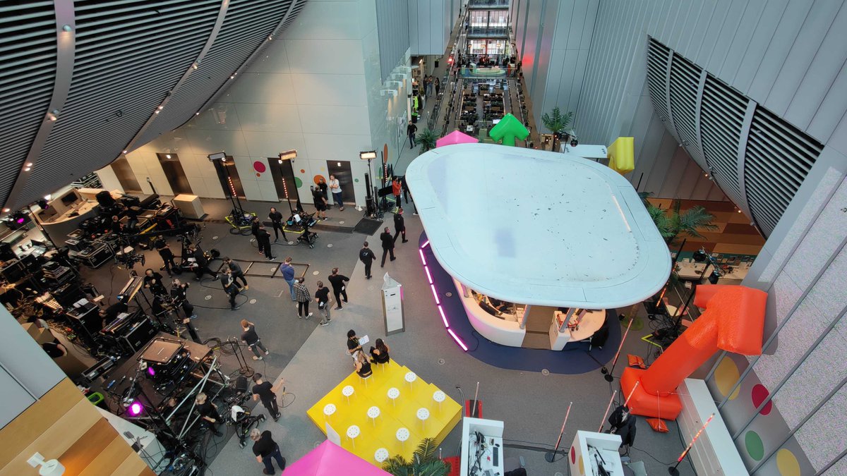 Just a few hours until we’re live on <a href="/Channel4/">Channel 4</a>! Here’s a sneak peak from above one of the sets as we prepare to host tonight’s <a href="/SU2CUK/">Stand Up To Cancer UK</a> special, starting at 7pm. #StandUpToCancer