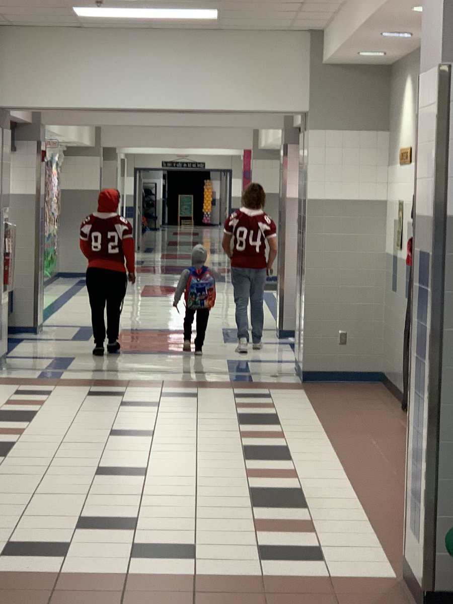 Lone Star Elementary tweet media