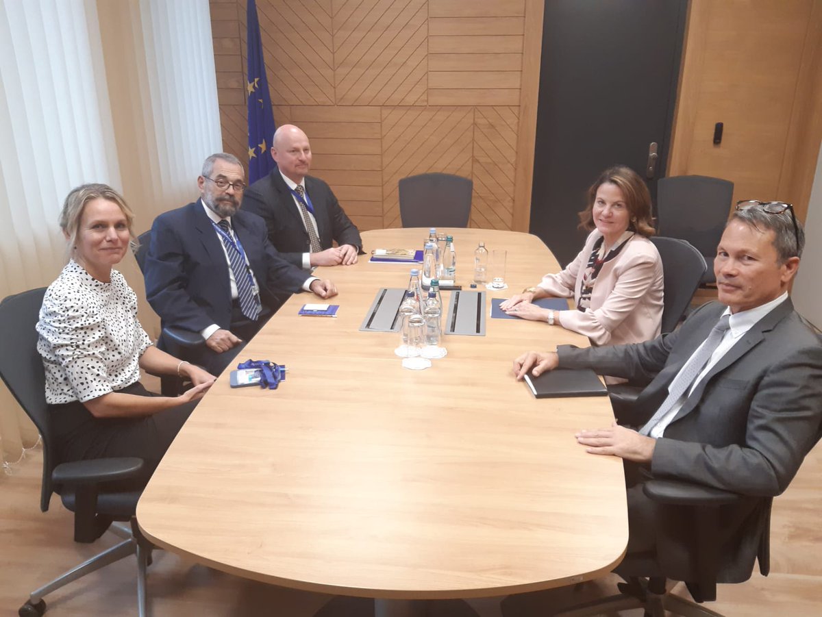 EU Monitoring Mission in Georgia (@eummgeorgia) on Twitter photo Today, <a href="/EUMMGeorgia_HoM/">EUMM Head of Mission</a> Dimitrios Karabalis held an introductory meeting with newly appointed US ๐บ๐ธ Ambassador to Georgia <a href="/Robin_Dunnigan/">Robin Dunnigan</a>. He explained about our work, more particularly how we contribute to stability on the ground. <a href="/usingeo/">U.S. Embassy Tbilisi</a> Today, <a href="/EUMMGeorgia_HoM/">EUMM Head of Mission</a> Dimitrios Karabalis held an introductory meeting with newly appointed US ๐บ๐ธ Ambassador to Georgia <a href="/Robin_Dunnigan/">Robin Dunnigan</a>. He explained about our work, more particularly how we contribute to stability on the ground. <a href="/usingeo/">U.S. Embassy Tbilisi</a>