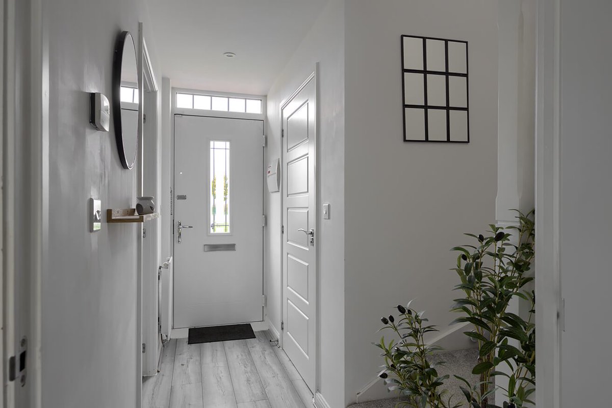 PendleHillProps's tweet image. 👀SneakPreview👀 Coming This Weekend  #ForSale  #3Bed #GreatQuality #DiscountToMarket 

✏️For more info Register now for our new Heads Up Property Alerts on link below ⬇️ 

…dlehillproperties.web.lifesycle.co.uk/properties/reg…

#pendle #ribblevalley #hyndburn #eastlancashire #lancashire #burnley #longridge