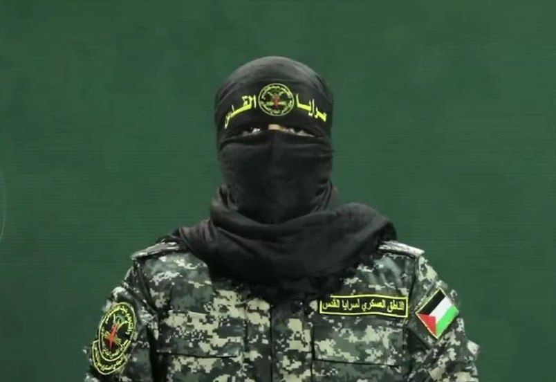 Derin_Devlettt's tweet photo. 🔴 SON DAKİKA 

Ebu Hamza: 

"Sizin hayatı sevdiğiniz kadar Allah yolunda savaşmayı arzulayan yiğitler yetiştirdik."

#Hizbullah #EbuUbeyde https://t.co/zM3QADn6fE