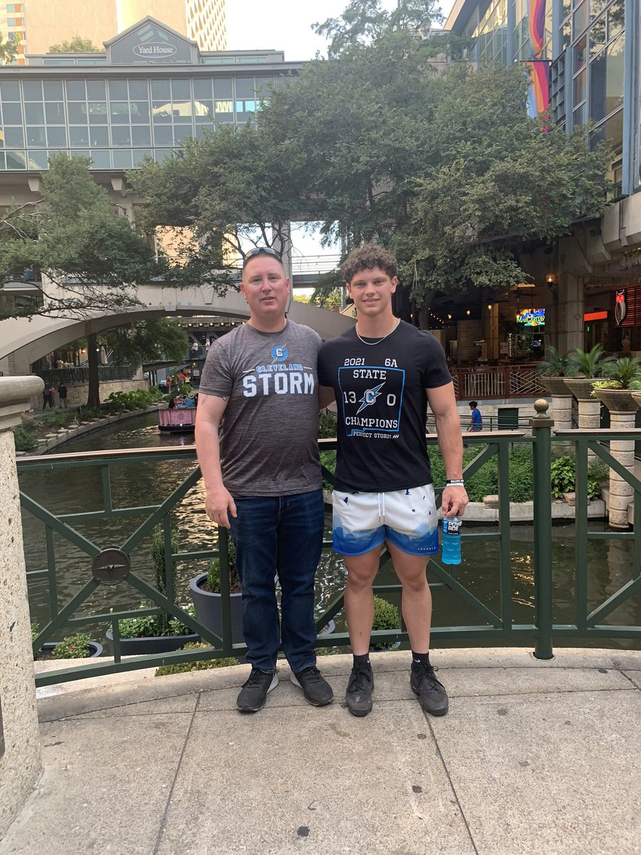 Josh Perry tweet media