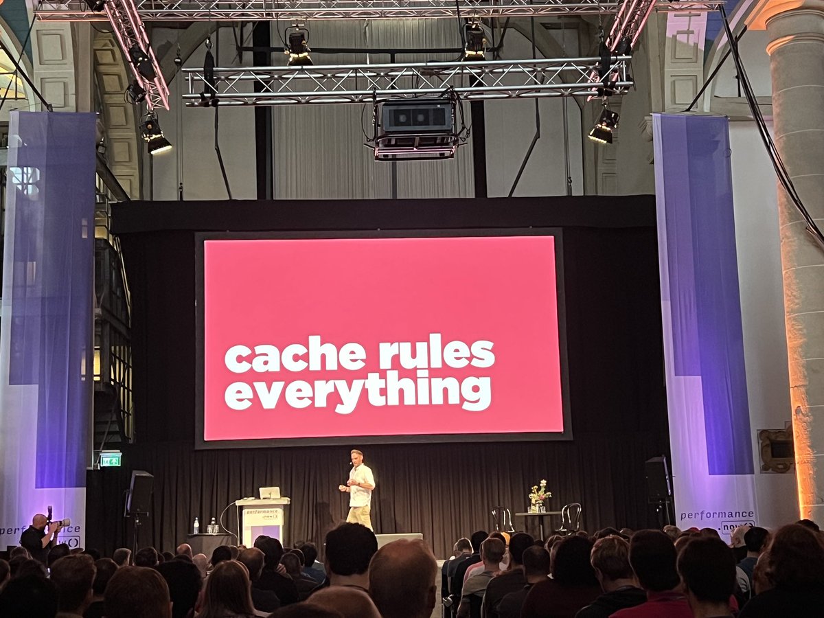 reddycatchpoint's tweet image. Awesome talk by @csswizardry 🔥 #perfnow
Nice mention of #WebPageTest during the Q&A - “everyone’s favorite tool” 🙂