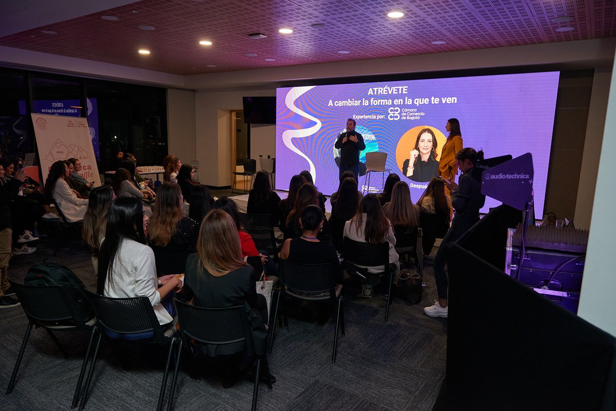 La semana pasada acogimos en nuestra sede de <a href="/BBVA_Colombia/">BBVA en Colombia</a> a más de 60 mujeres empresarias referentes en el ecosistema de los negocios.

Gracias a <a href="/PurasDuras/">Puras Duras</a> y a la <a href="/camaracomerbog/">Cámara de Comercio de Bogotá</a> por hacer posible este encuentro con el que buscamos conectar a emprendedoras.