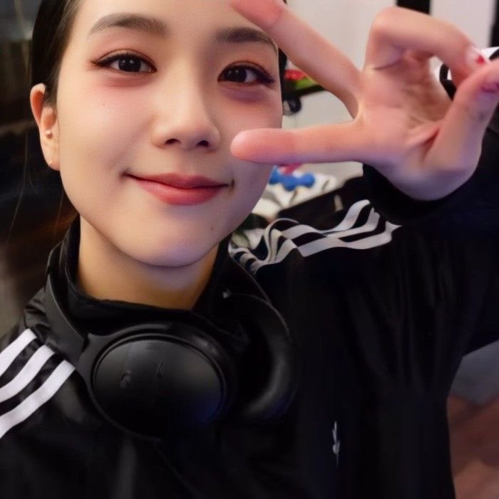 ㅤ 
ㅤ 
In a good mood🥰

ㅤ