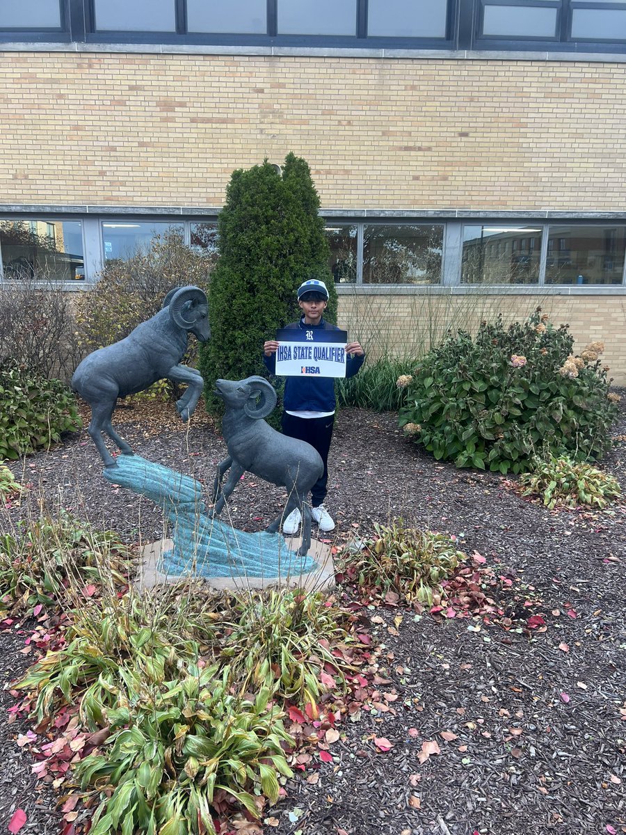 Good Luck to #StateBound athlete Freshmen Santiago Chavez in Peoria, IL at the IHSA Meet! Santi is the 1st freshmen XC runner to qualify for state and last athlete since 2005 to accomplish this! #WayToGoSanti🐏🩵