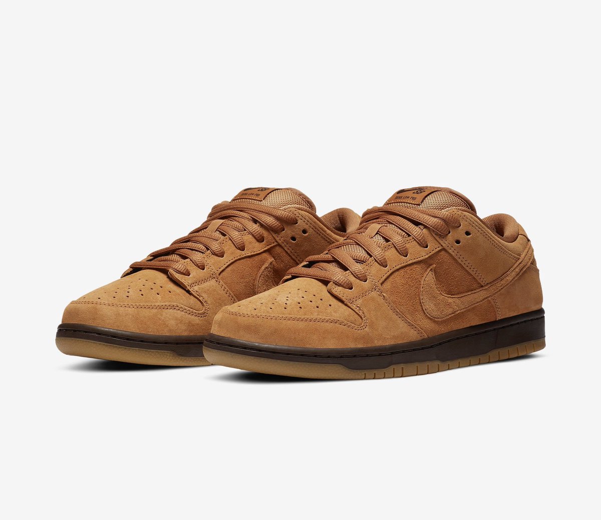 ⏰ The clock’s ticking! 

Nike Dunk Low “Dusty Olive” and Nike SB Dunk Low “Wheat” drop in 5 minutes. 

Ready to snag your pair? 🔥 #Snkrs #DontMissOut