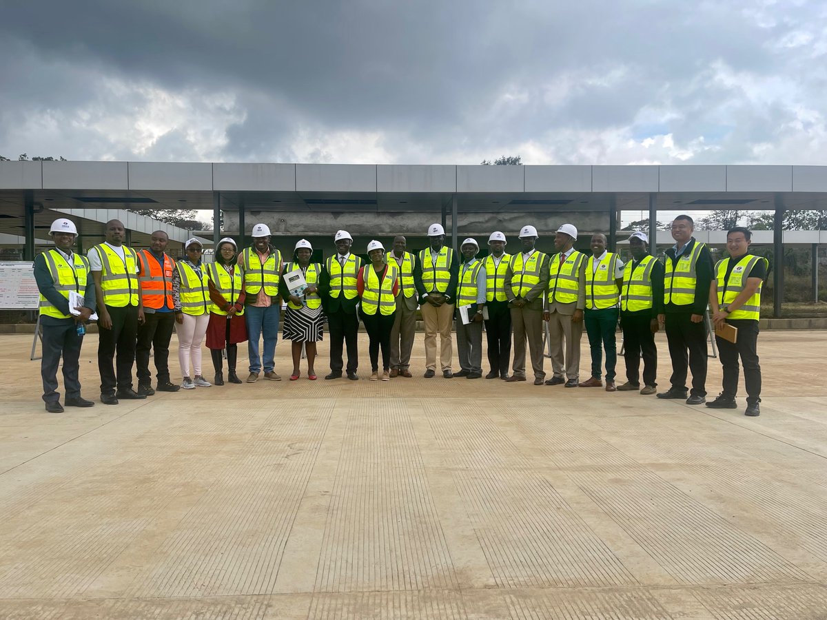 Ke_NaMATA's tweet photo. 1/2.@Ke_NaMATA board members, led by the Director General & NaMATA Staff, toured the BRT stations and ride along the proposed BRT line 2 (Simba line).
The purpose of this site visit was to appraise the board members of the progress of BRT Line 2.
#advancingmobility https://t.co/jyoLCbQKFB