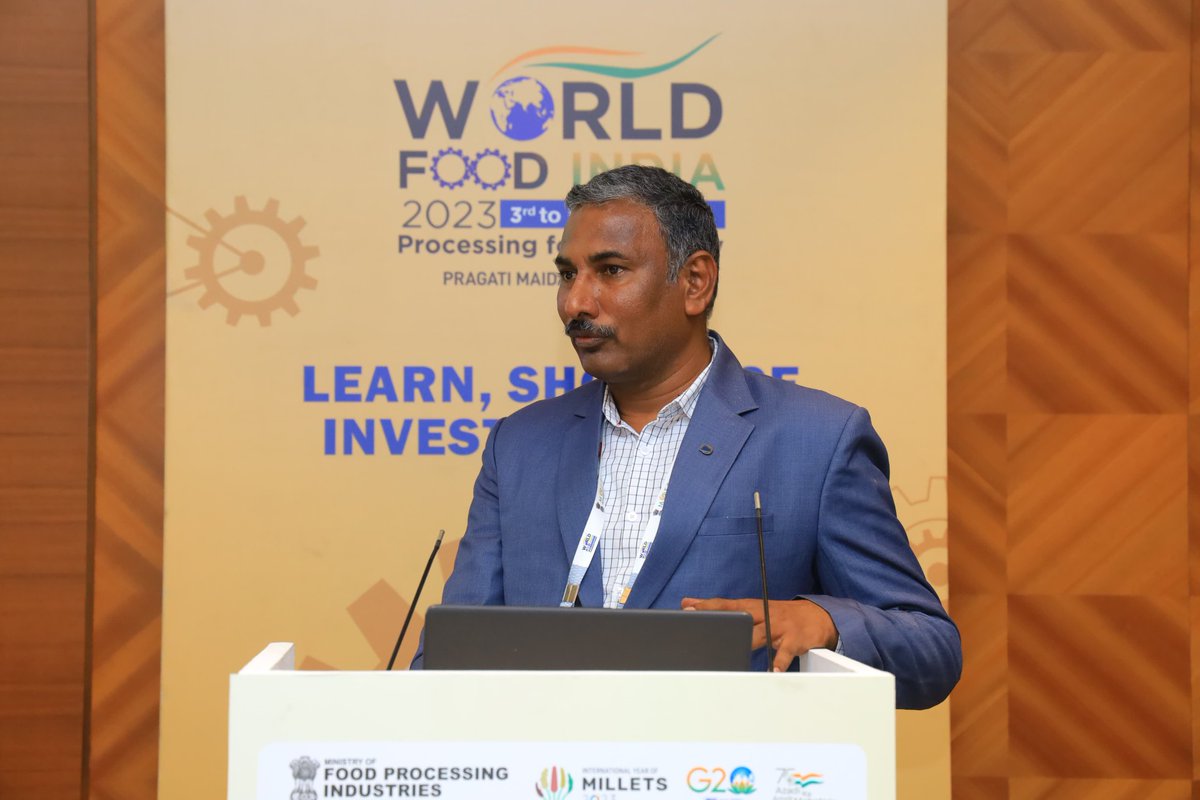 MPEDACOCHIN's tweet photo. Dr. M. Karthikeyan, the Director of MPEDA, took the stage at the technical session focused on 'Global Food and Nutritional Security through Fisheries and Aquaculture' during World Food India 2023.
#MPEDAPavilion #SeafoodExporters #CulinaryExcellence #TradeInnovation https://t.co/1cd9qoMsMr