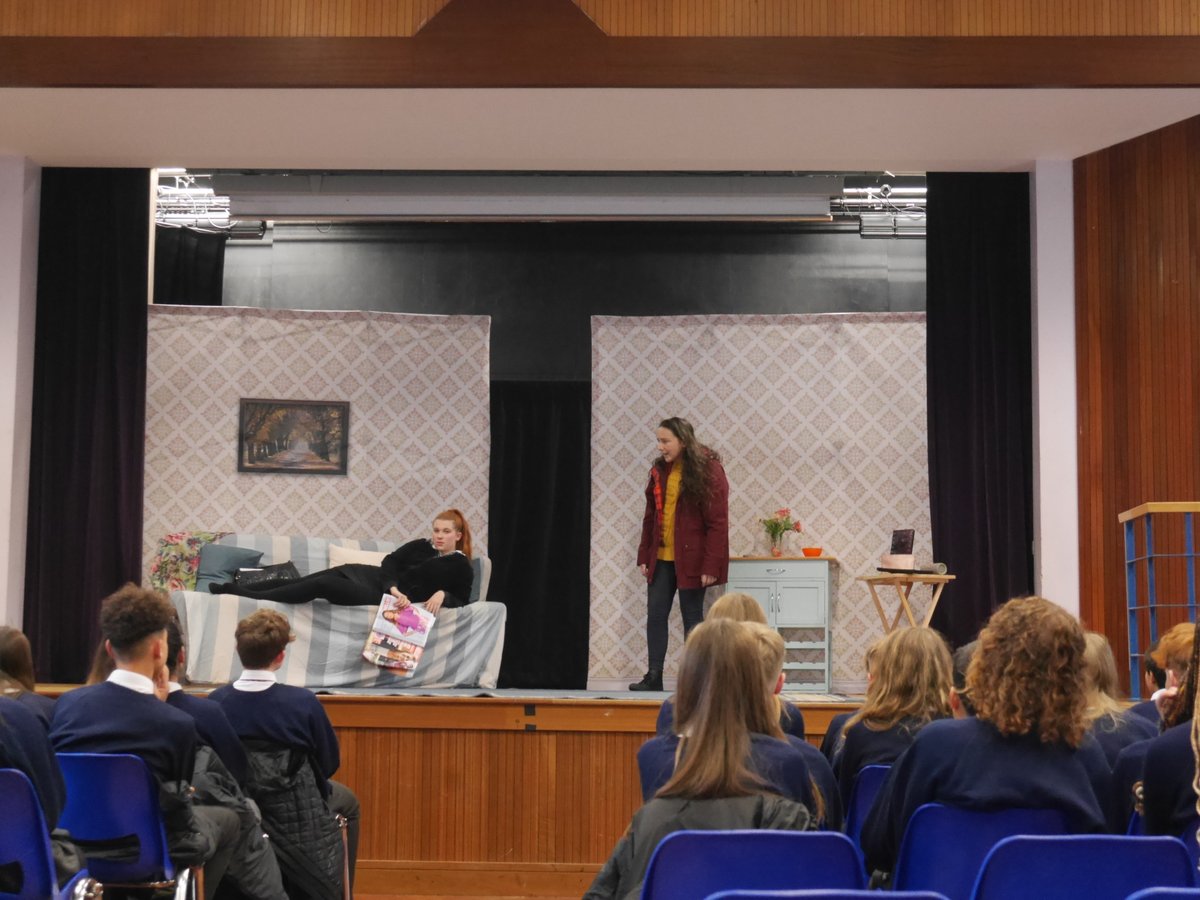 Today our Y9 students watched a performance of 'Last Orders' by <a href="/SolomonTheatre/">Solomon Theatre Company</a> a play that deals with alcohol and other tough issues covered in recent PSRE classes. You may want to ask your Y9 child about their response to the play. To learn more, visit solomontheatre.co.uk/alcohol-educat…