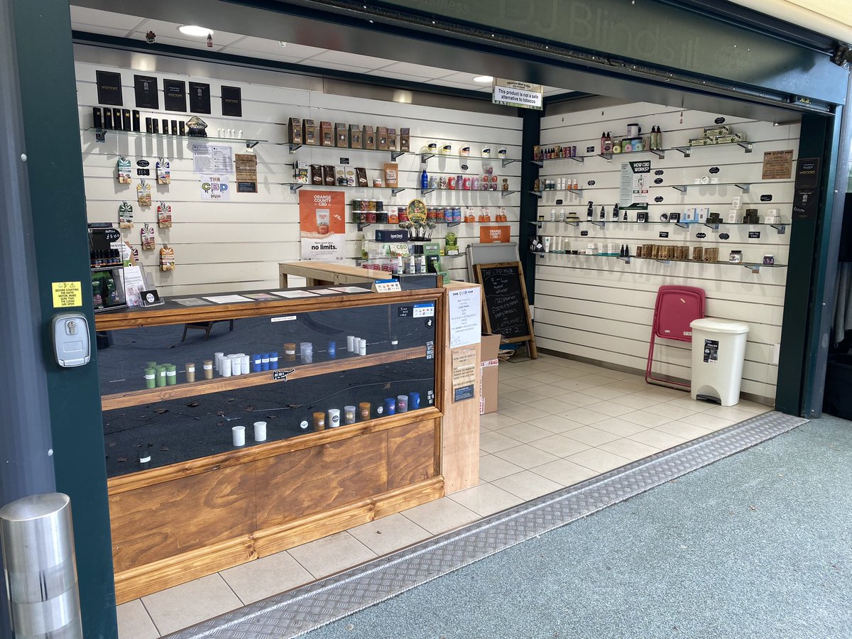 V V E S S tweet media