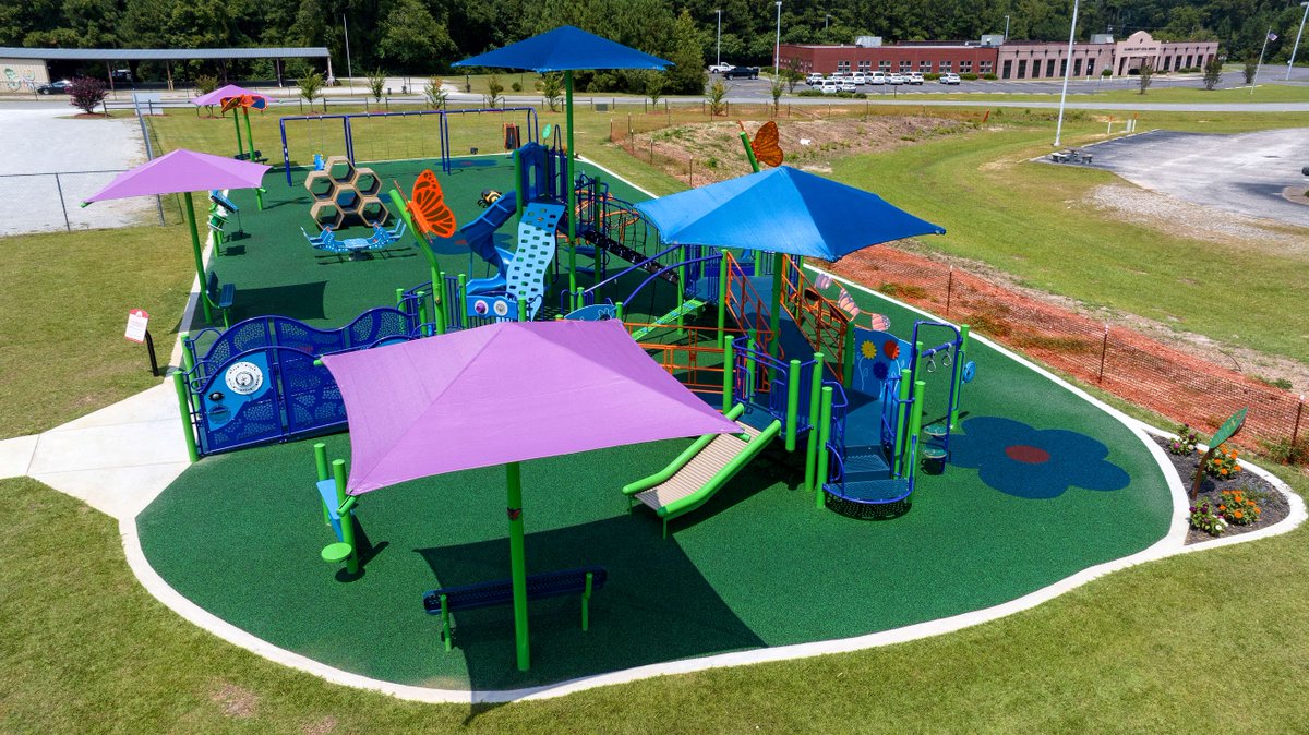 CunninghamRec's tweet photo. Crawl through the honeycomb climber, climb on the giant butterfly net and embark on a nature-filled adventure at Columbus County Playground in Whiteville, NC. When communities add nature-themed play activities, they help foster the love for nature. 🌻🦋🐝 https://t.co/qnUfcgGmgi
